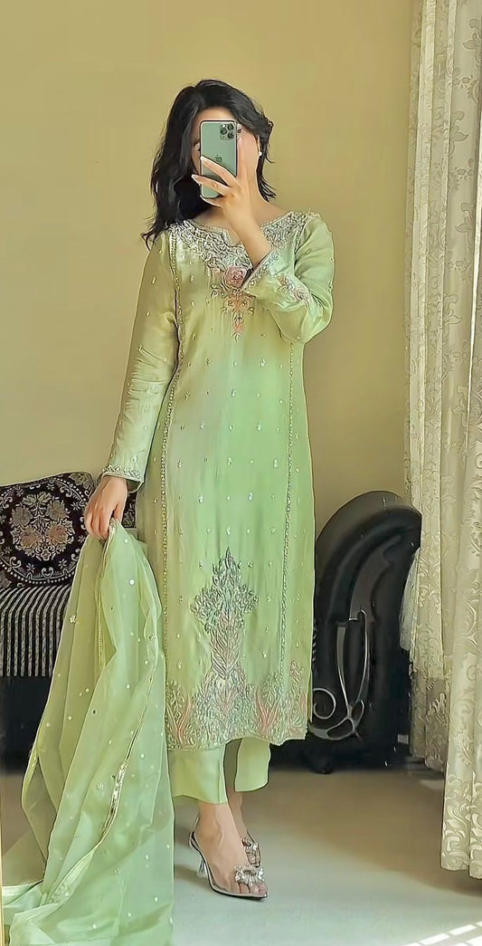 Attractive Pista Color Georgette Salwar Suit