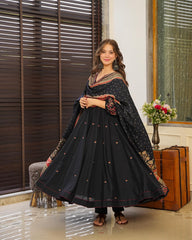 Trendy Digital Printed Black Color Anarkali Suit Trendy Digital Printed Black Color Anarkali Suit