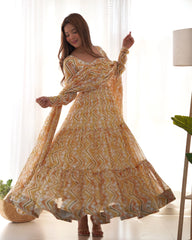 Fabulous Cream Color Zigzag Print Anarkali Suit Fabulous Cream Color Zigzag Print Anarkali Suit