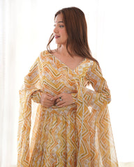 Fabulous Cream Color Zigzag Print Anarkali Suit Fabulous Cream Color Zigzag Print Anarkali Suit
