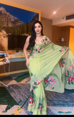 Captivating Multi Color Flower Design Saree Captivating Multi Color Flower Design Saree