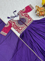 Captivating Pure Bandhrej Navy Blue Color Gown Captivating Pure Bandhrej Navy Blue Color Gown