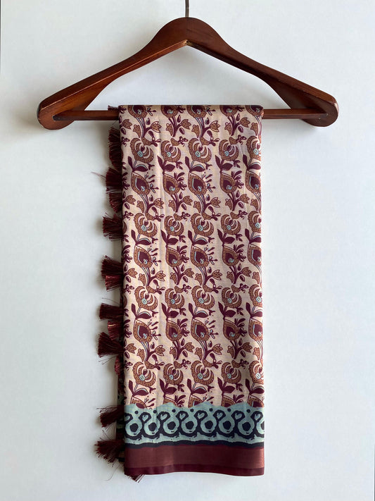 Graceful Dola Zari Patta Border Maroon Color Saree