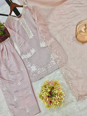 Punjabi Style Peach Color Salwar Suit Punjabi Style Peach Color Salwar Suit