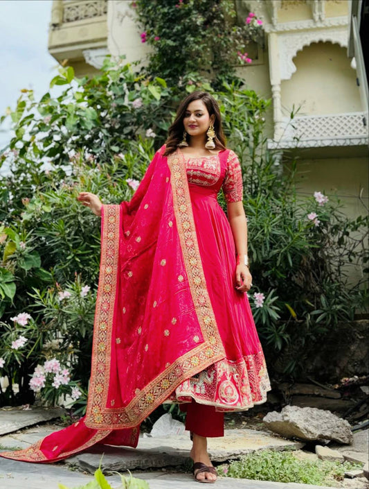 Alluring Red Heavy Natural Crep Silk Embroidered Anarkali Suit
