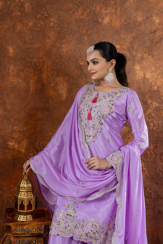 Stunning Chinon Silk Lavender Color Color Palazzo Suit