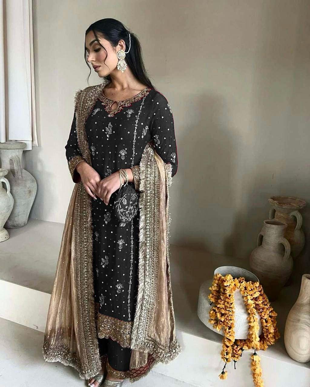Imposing Georgette Black Color Salwar Suit