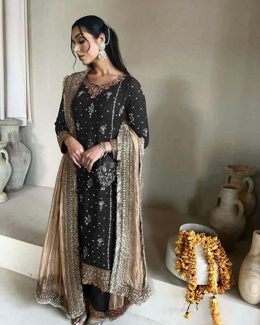 Imposing Georgette Black Color Salwar Suit