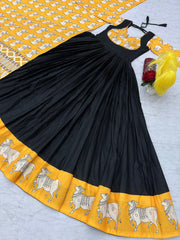 Ravishing Peach Rayon Cotton Kalamkari Print Gown