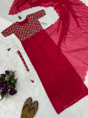Flattering Georgette Pink Color Gown
