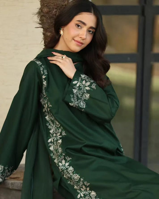 Demanding Silk Green Color Embroidery Work Salwar Suit