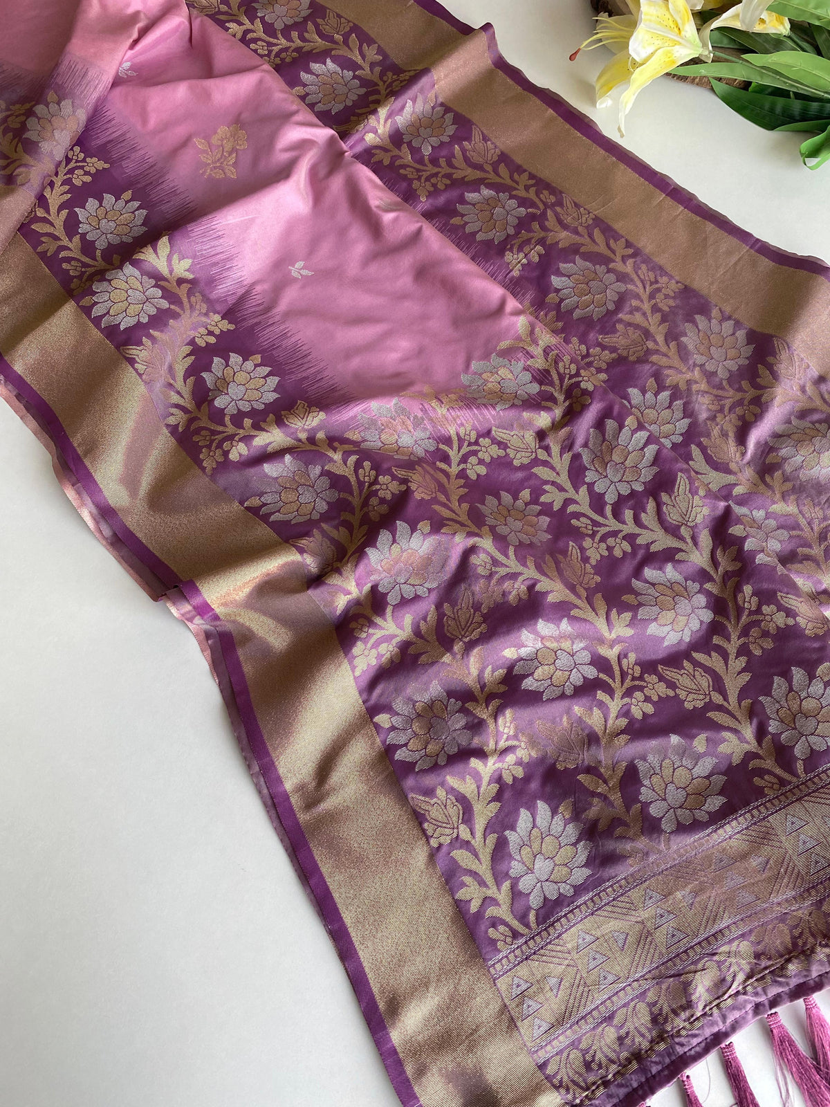 Pretty Tone Silk Light Pink & Lavender Color saree