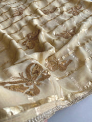 Flattering Viscose Cream Color Saree