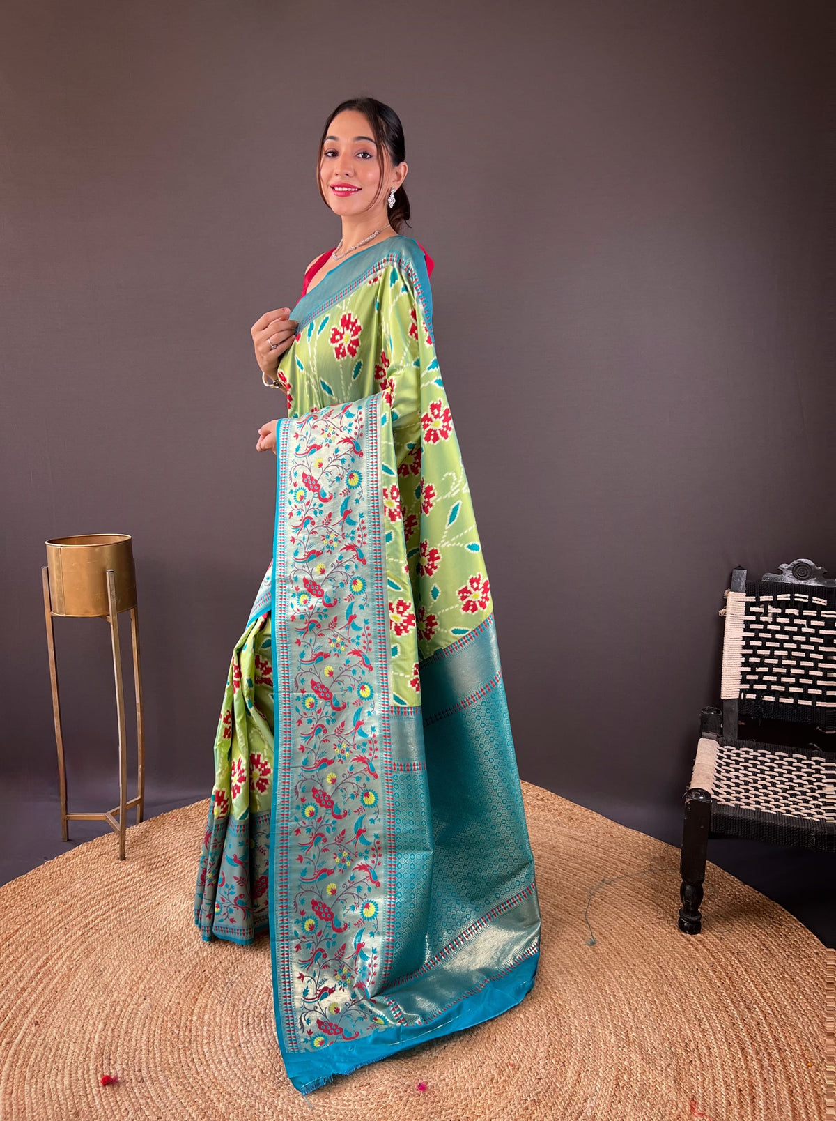 Gorgeous Silk Patola Weaving Perrot Color Saree