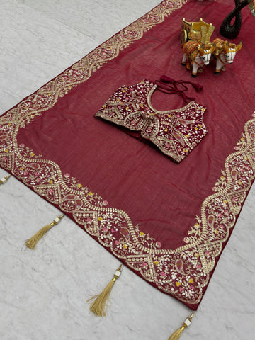 Stylish Pink Silver Crunchi Thread Work Saree