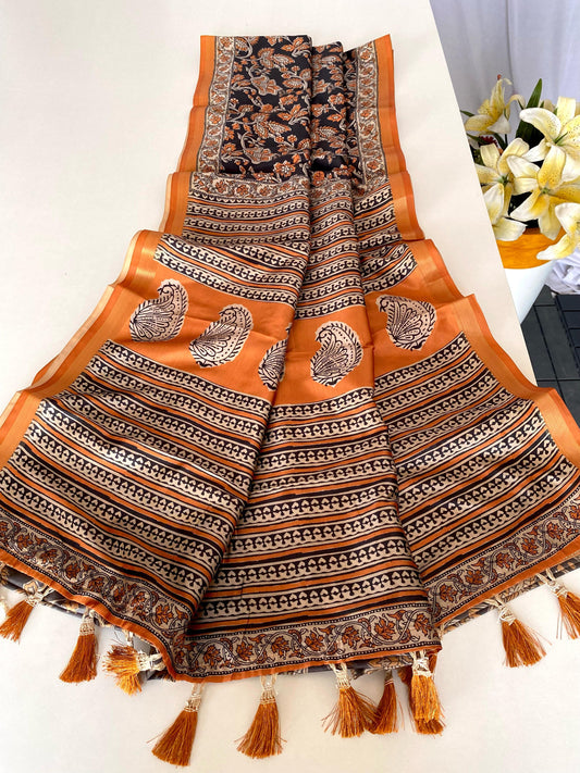 Delightful Dolla Viscose Orange Color Saree