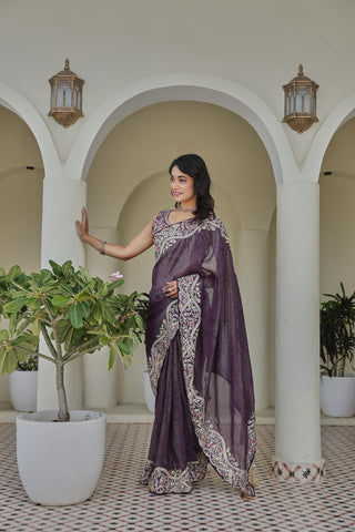 Stylish Pink Silver Crunchi Thread Work Saree