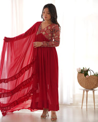 Stunning Nayra Cut Red Color Kurta Set