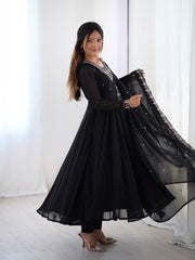 Graceful Black Color Anarkali Gown