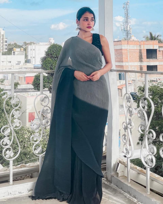 Grey And Black Digital Print Pleated Saree