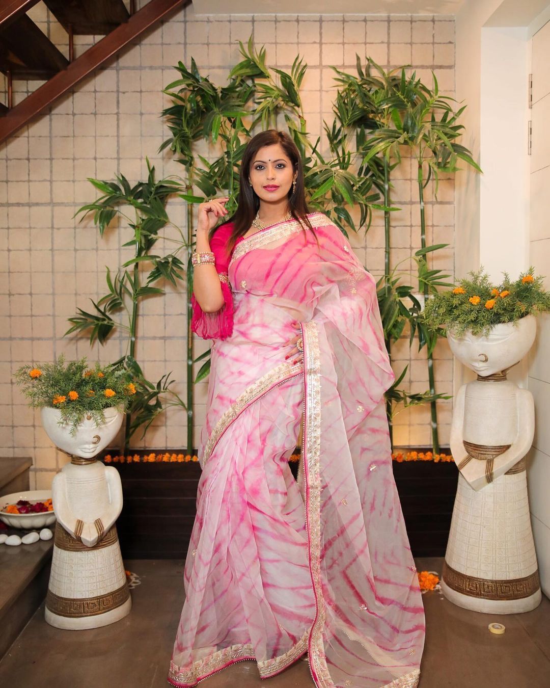 Pink And White Border Work Tie Dyed Organza Saree