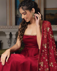 Classic Plain Red Color Georgette Gown