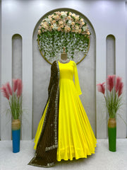 Preferable Lemon Color Long Gown