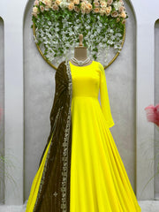 Preferable Lemon Color Long Gown