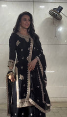 Delightful Thread And Sequence Work Black Color Anarkali Suit