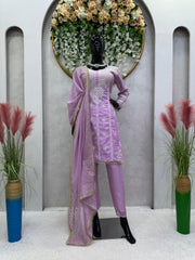 Graceful Thread Work Onion Color Suit