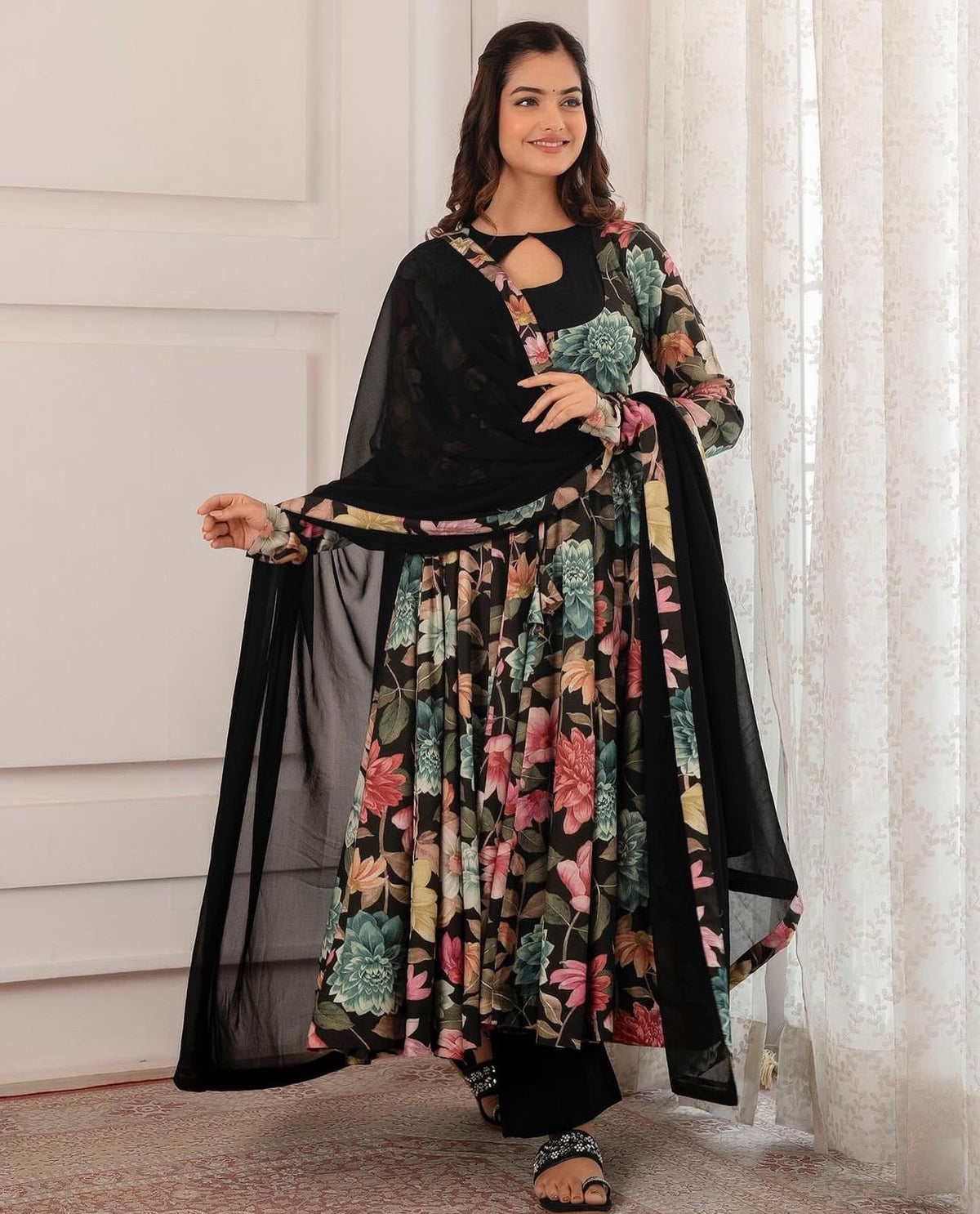 Mesmerizing Digital Print Black Color Gown