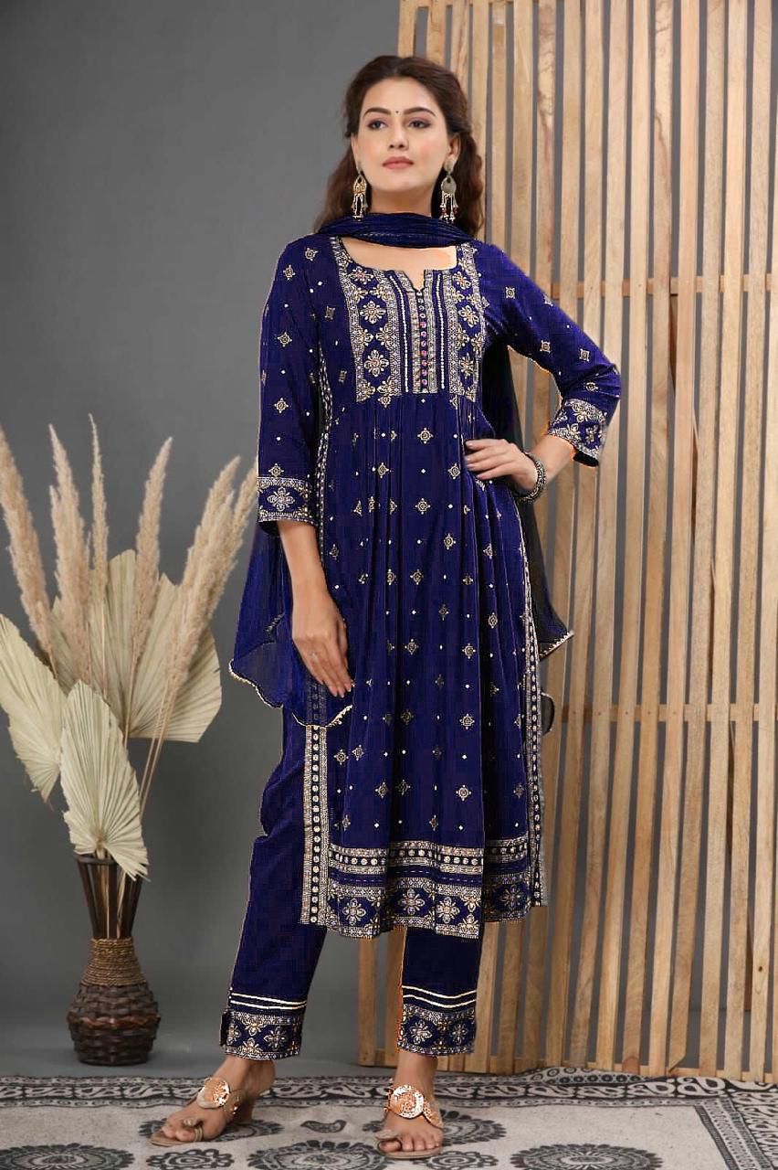 Delightful Foil Print Navy Blue Color Salwar Suit