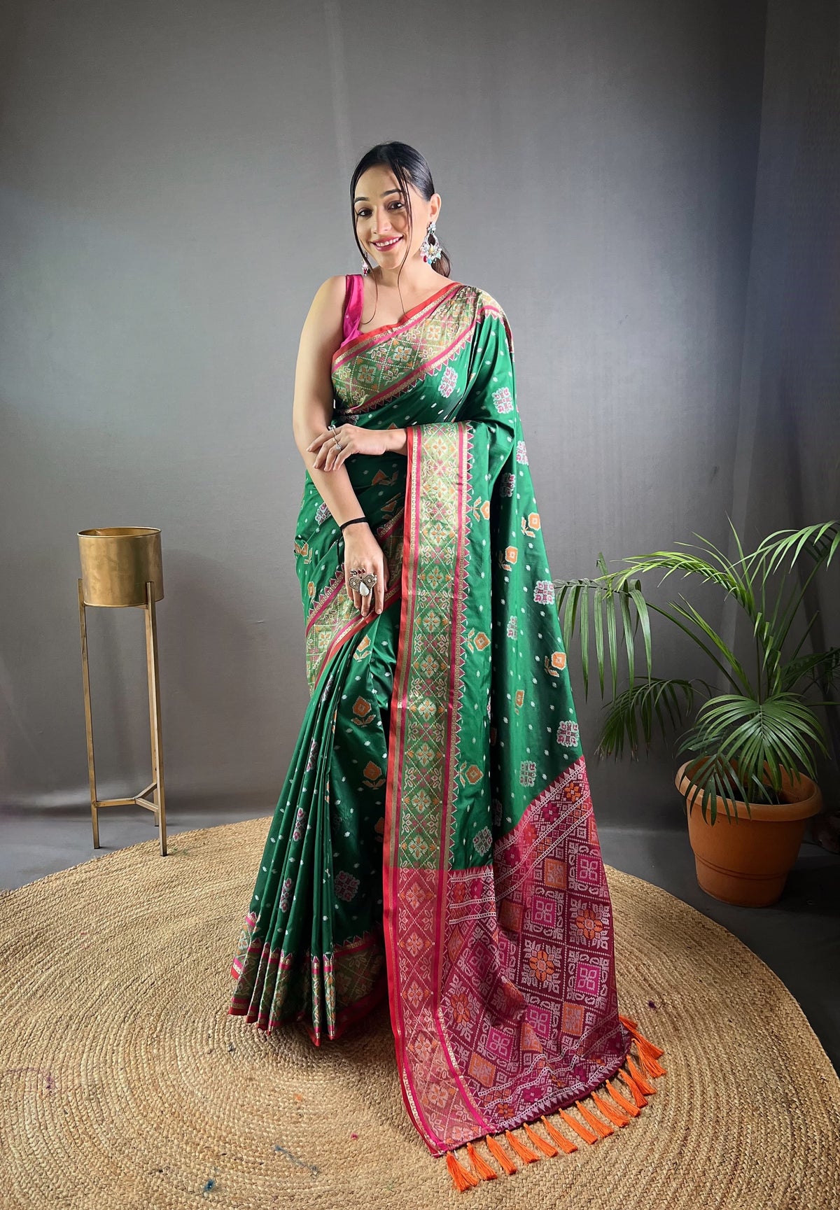 Preferable Green Color Rangeen Patola Silk Saree