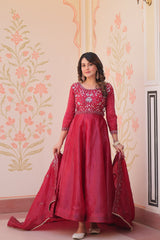 Pretty Beads Embroidery Work Gold Crush Fabric Gown