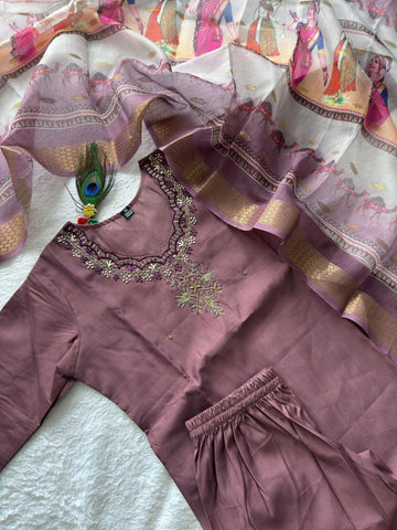 Exclusive Burgundy Color Digital Print Kurti Suit