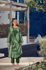 Pretty Heavy Poly Rayon Digital Print Kurti Set