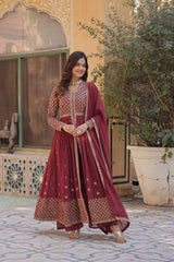 Preferable Georgette Pink Color Top With Bottom