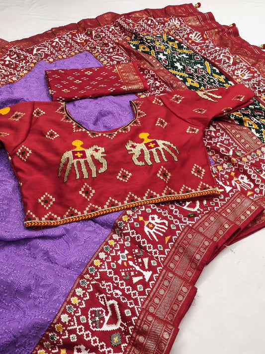 Georgette Foil Printed Lavender Color Festive Wear Saree