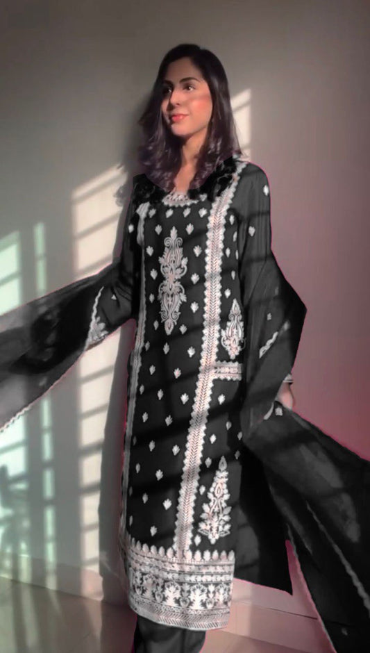 Presenting Chine Stitch Work Black Color Palazzo Sui