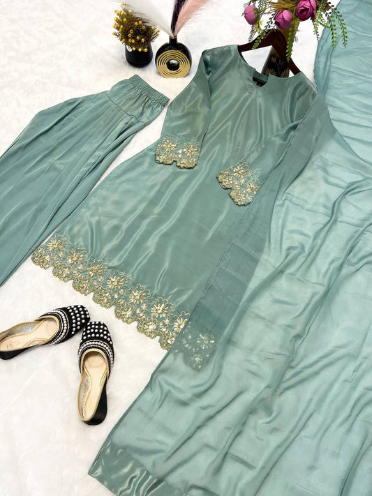 Good Looking Teal Green Color Salwar Suit