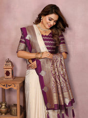 Off White Color Traditional Wear Kalamkari Silk Saree