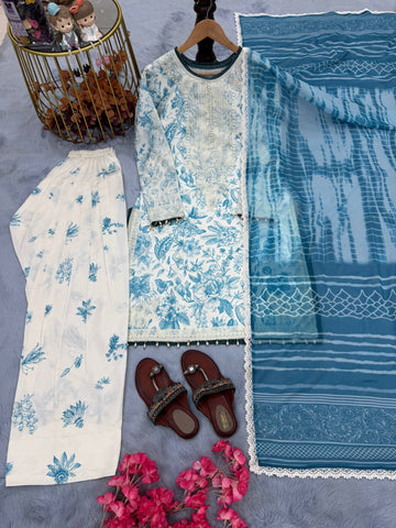 Delightful Digital Print White Color Salwar Suit