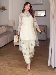 Printed White Color Stunning Salwar Suit