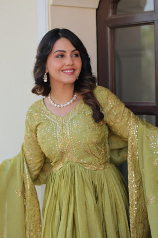 Pista Color Gold-Crush Gorgeous Gown