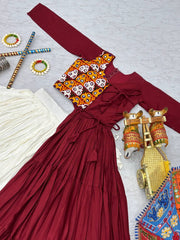 Navratri Special Awesome Purple Color Gamthi Work Lehenga Choli