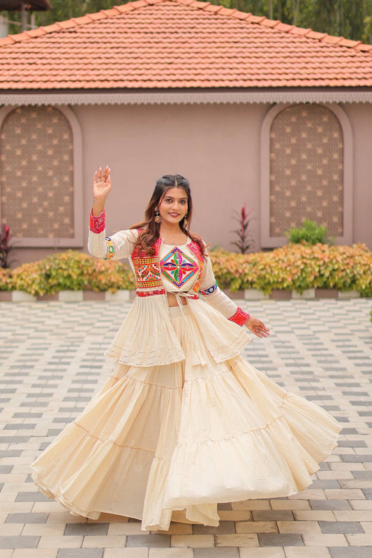 Navratri Wear Alluring White Cotton Gamthi Work Lehenga Choli With Koti