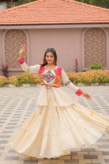 Navratri Wear Alluring White Cotton Gamthi Work Lehenga Choli With Koti