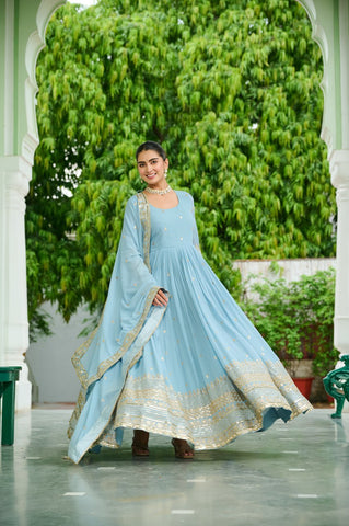 Glorious Lavender Georgette Embroidery Gown