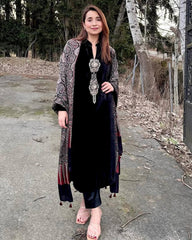 Attractive Black Velvet Sequence Work Palazzo Suit