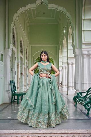 Exclusive Lavender Premium Gold Crush Thread Work Lehenga